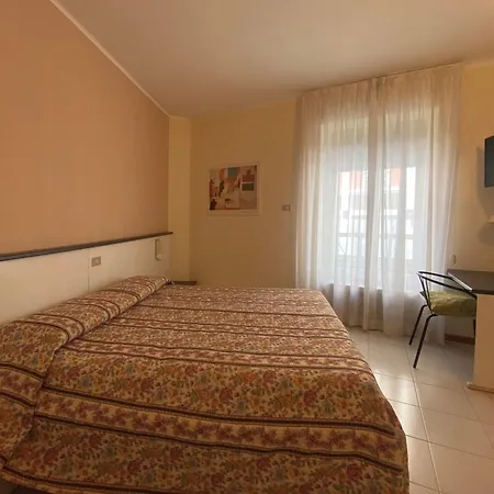 Rainero ホテル 3*