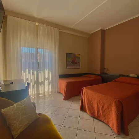 Rainero アスティ