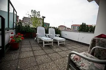 Rainero アスティ